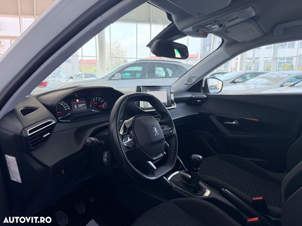 Peugeot 2008 PureTech 100 Allure - 10