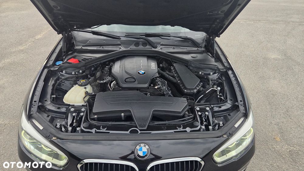 BMW Seria 1 118d Edition Metropolitan - 32