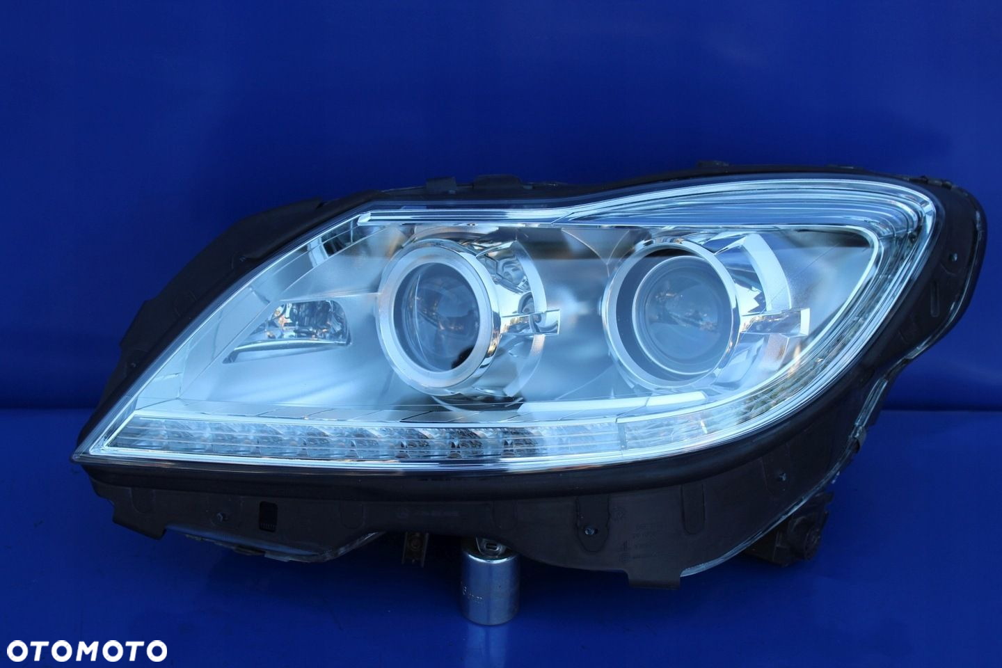 Reflektory prawy  lewy komplet Led ILS OE Mercedes W216 C216 Lift Europa - 3