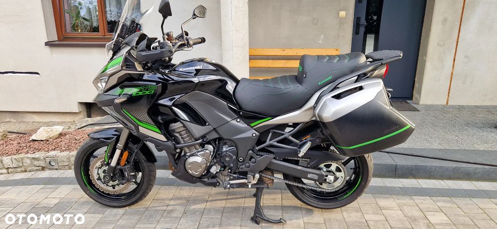 Kawasaki Versys 1000 - 25