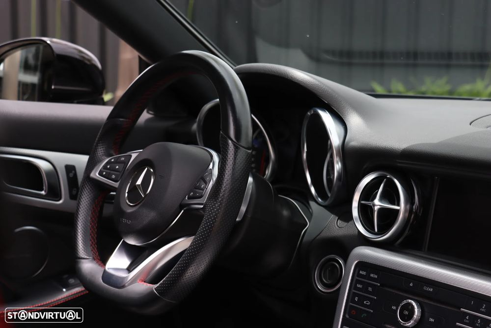 Mercedes-Benz SLC 43 AMG - 52