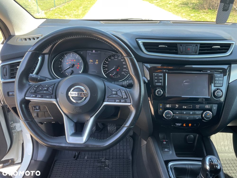 Nissan Qashqai 1.6 DIG-T N-Connecta - 13