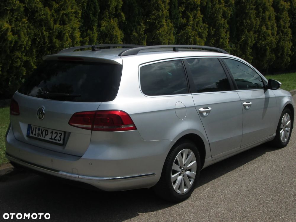 Volkswagen Passat 2.0 TDI DPF BlueMotion Technology Comfortline - 3