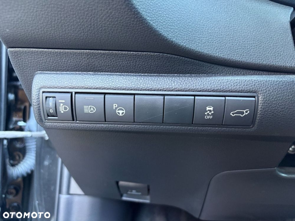 Toyota Corolla - 26