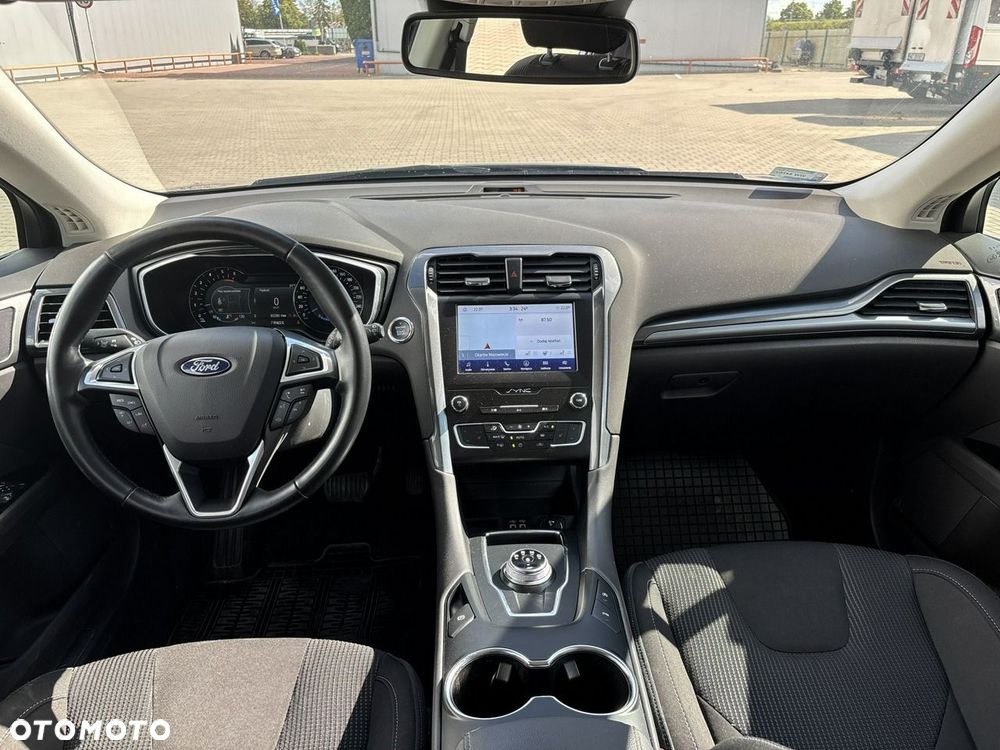 Ford Mondeo - 13