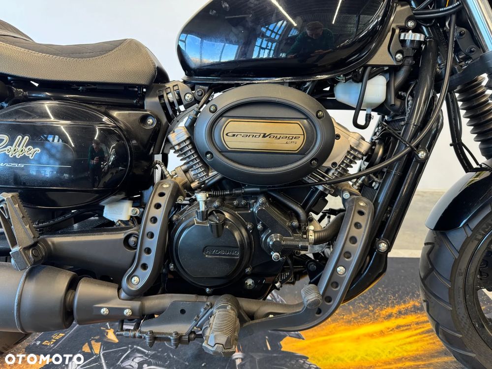 Hyosung GV - 13