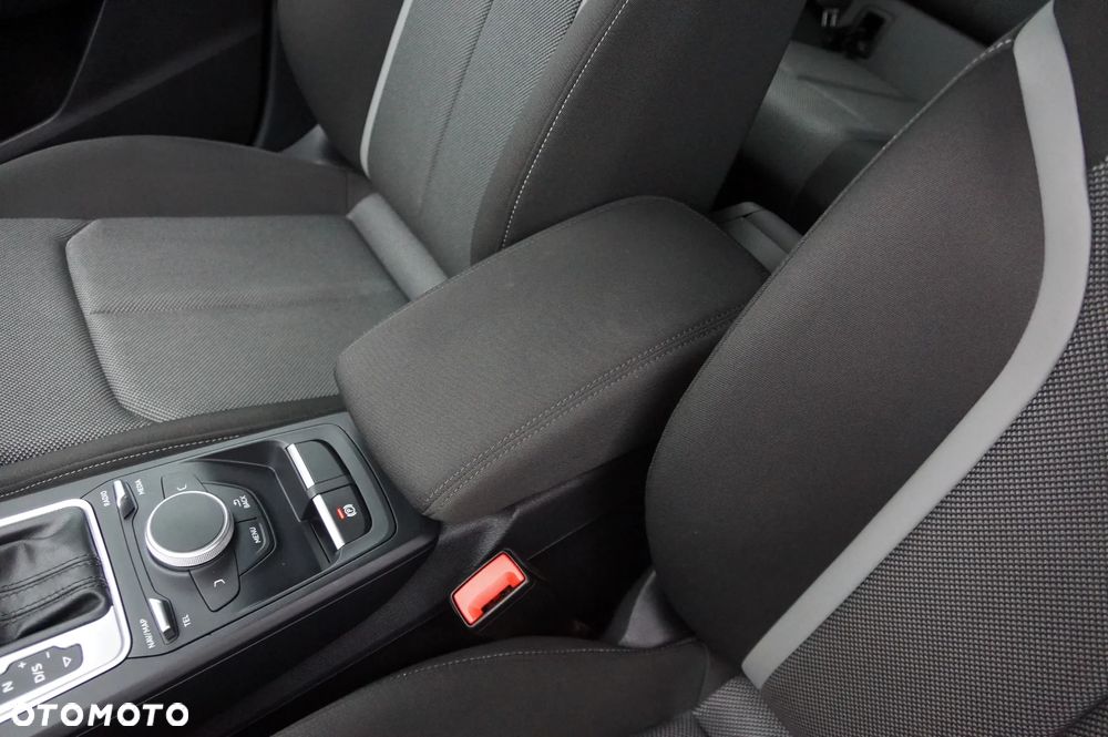 Audi Q2 2.0 TDI Quattro S tronic - 21