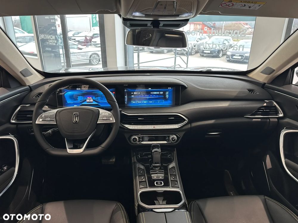 Bestune T77 1.5T Business DCT - 13