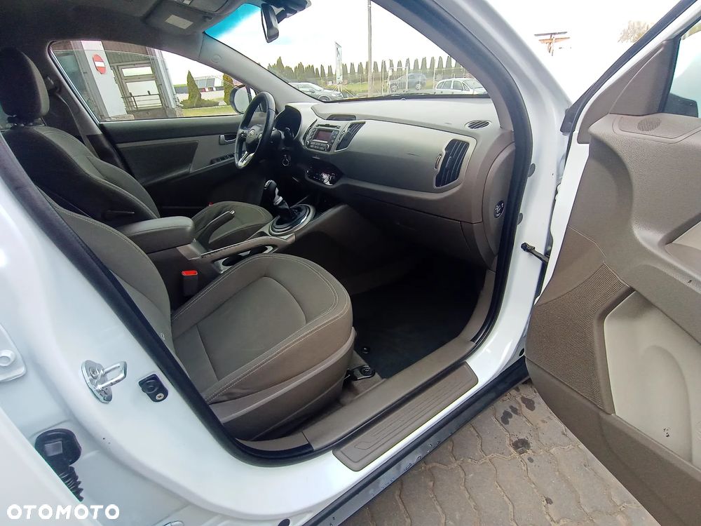 Kia Sportage 1.7 CRDI 2WD Attract - 25