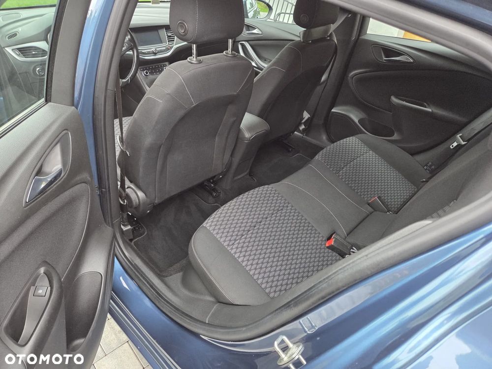Opel Astra - 18