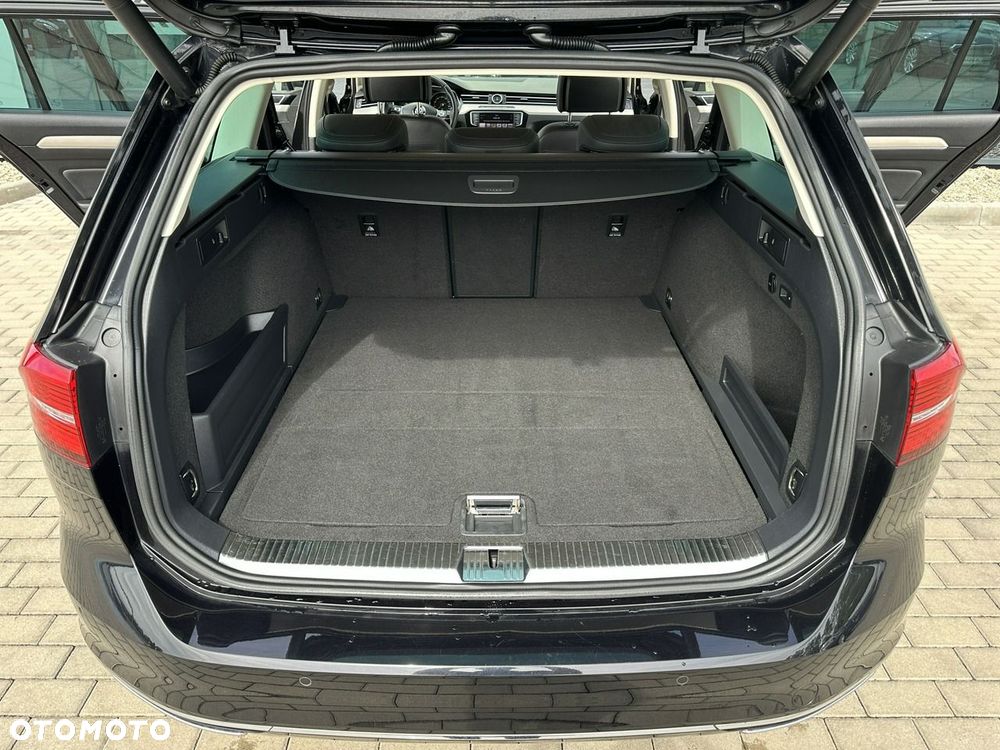 Volkswagen Passat Variant 2.0 TSI (BlueMotion Technology) DSG Highline - 34
