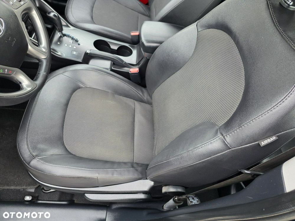 Hyundai ix35 2.0 CRDi 4WD Automatik Finale Gold - 8