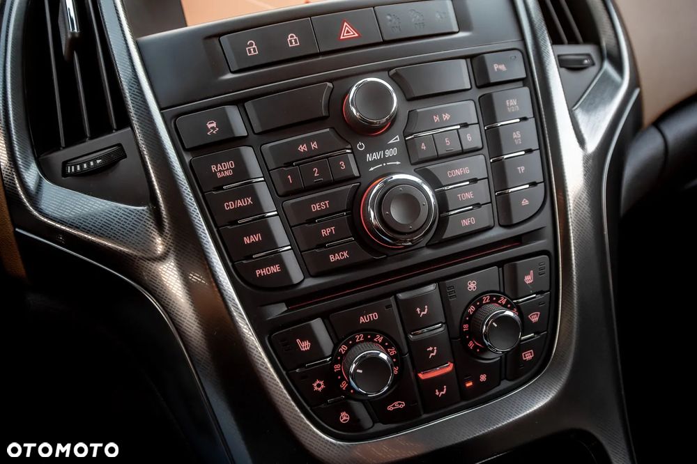 Opel Astra 1.6 Turbo Automatik Color Edition - 27