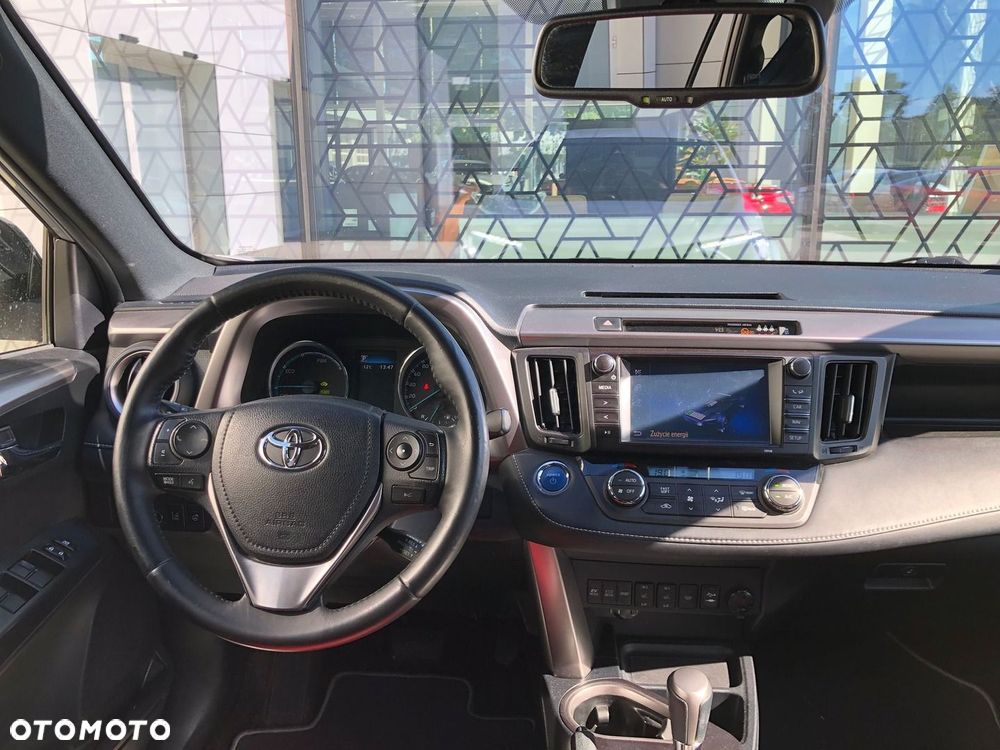 Toyota RAV4 - 5