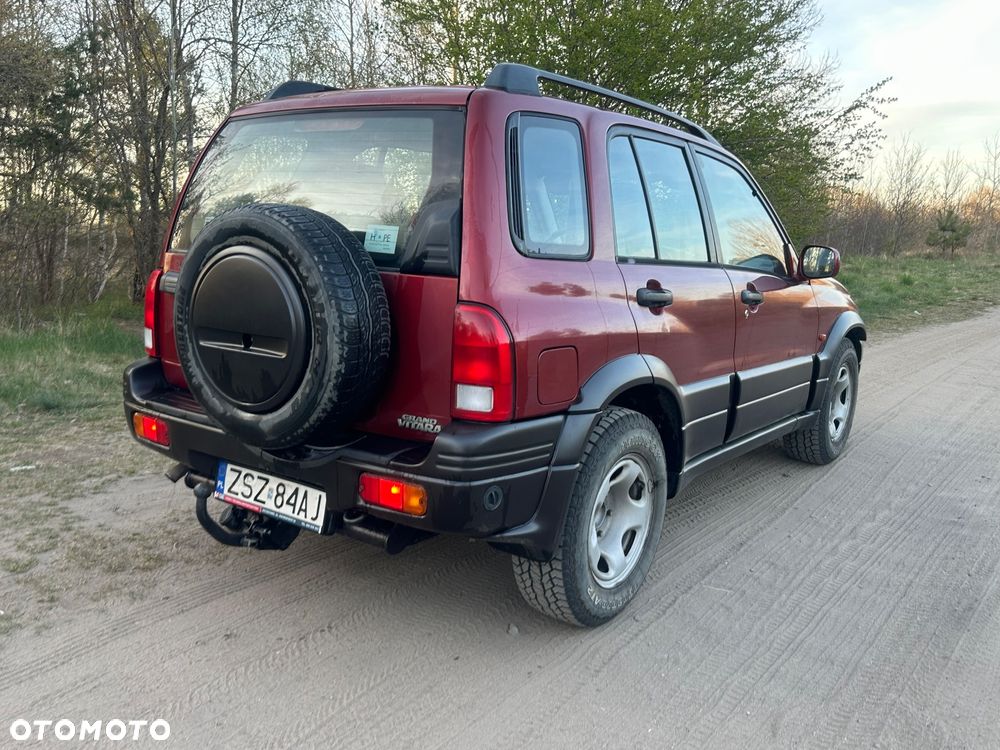 Suzuki Grand Vitara 2.0 Special Edition - 6