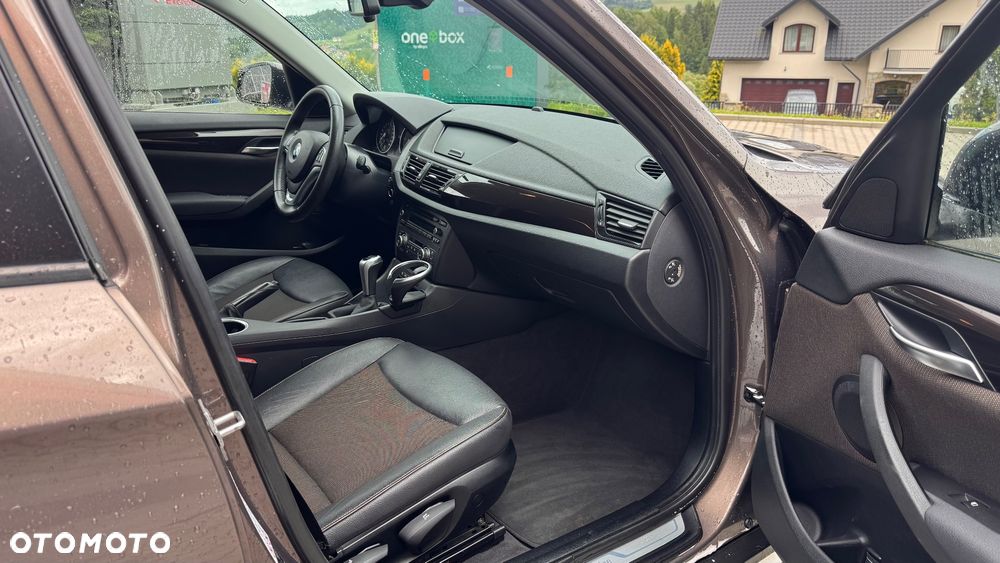 BMW X1 sDrive18d Sport Line - 9