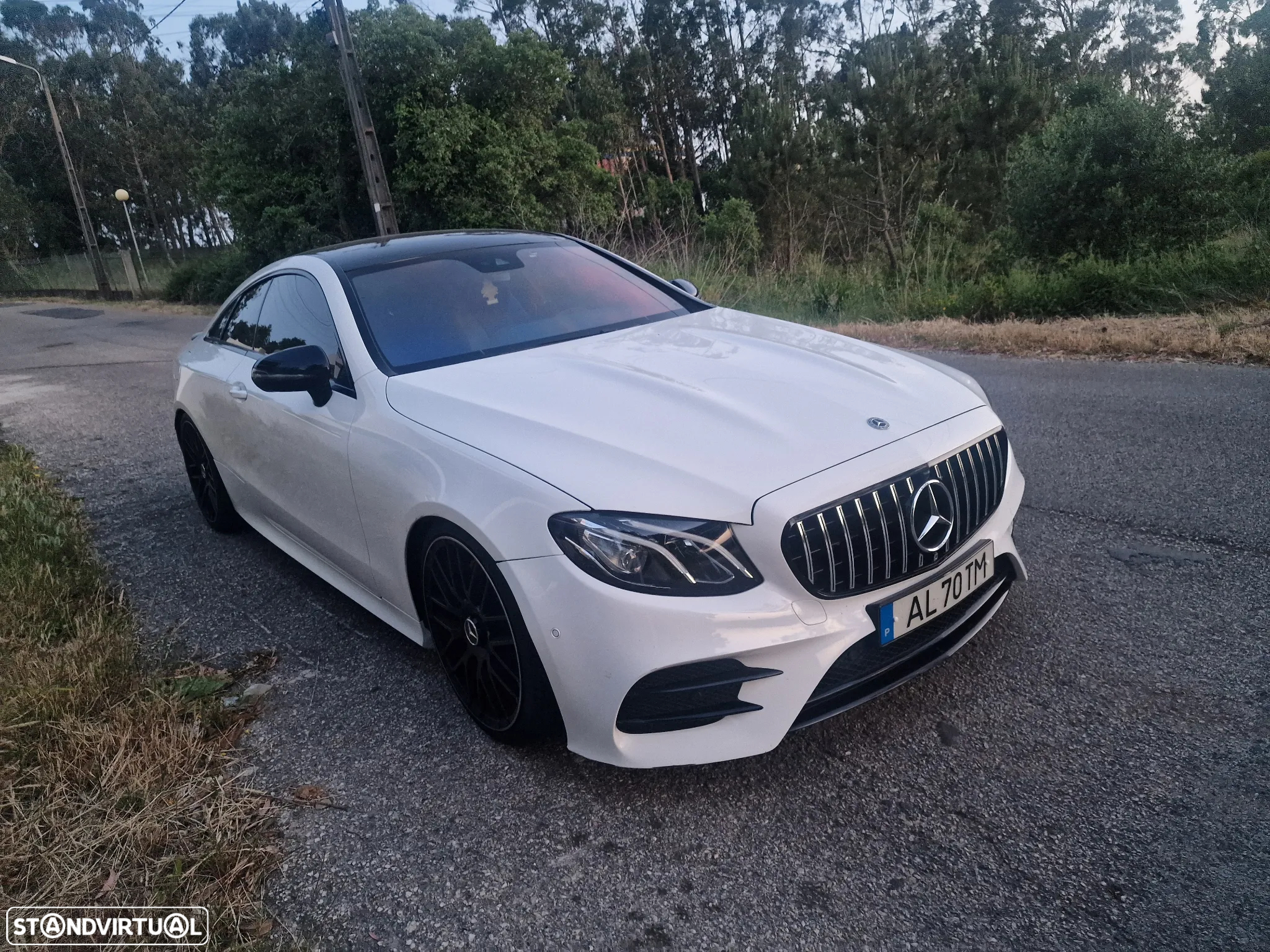 Mercedes-Benz E 220 d Coupe 9G-TRONIC AMG Line - 3