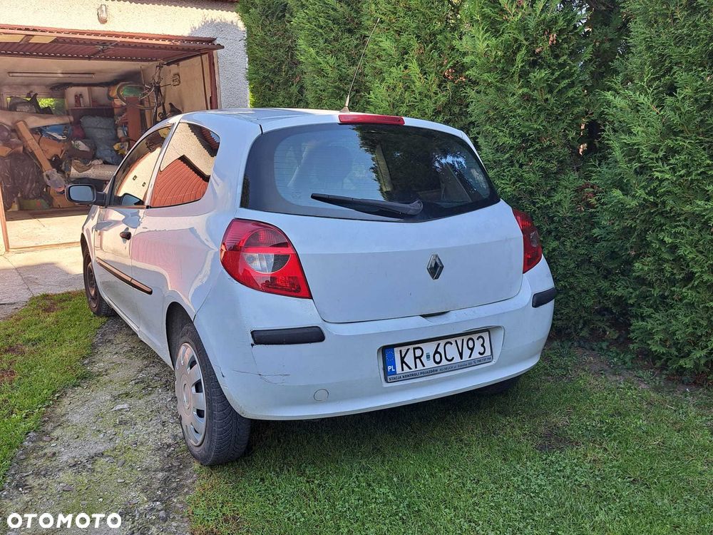 Renault Clio 2008 photo 3