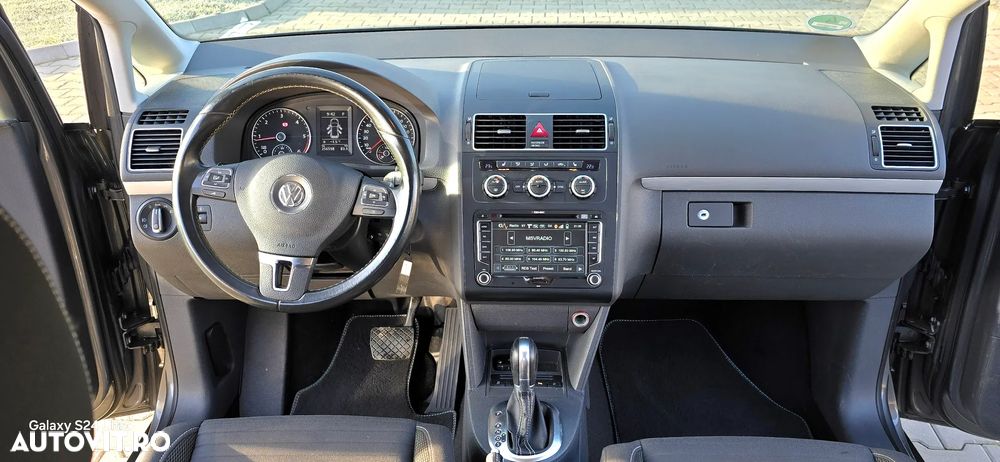 Volkswagen Touran 1.6 TDI DPF DSG Cup - 6