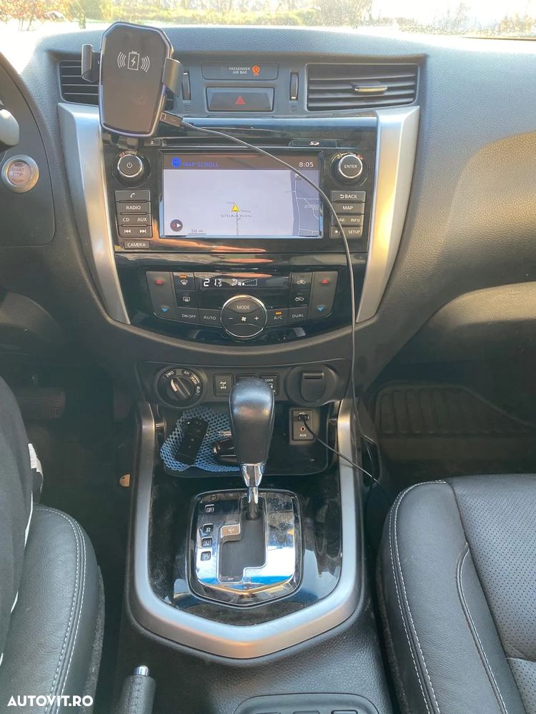 Nissan Navara 2.3 dCi Bi Turbo Double Cab Tekna Aut. - 6