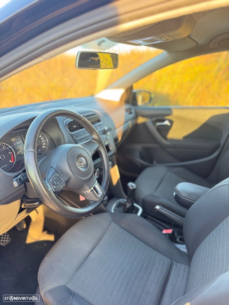 VW Polo 1.6 TDI Confortline BlueMotion - 6