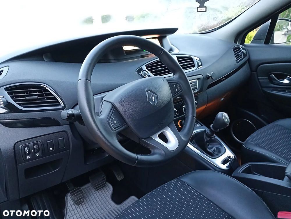 Renault Scenic - 22