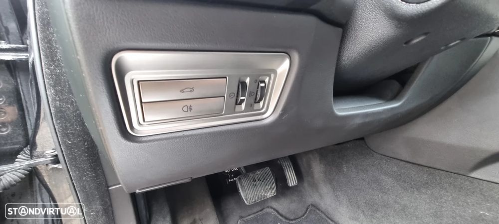 Jaguar XF 2.7 D V6 Premium Luxury - 12