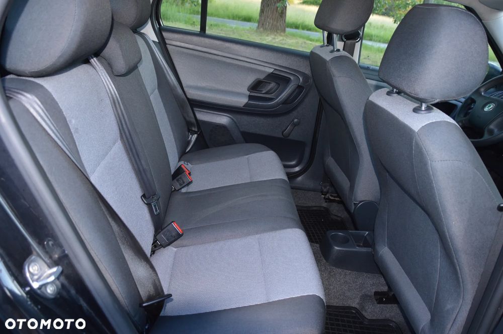 Skoda Fabia 1.4 16V Comfort - 11