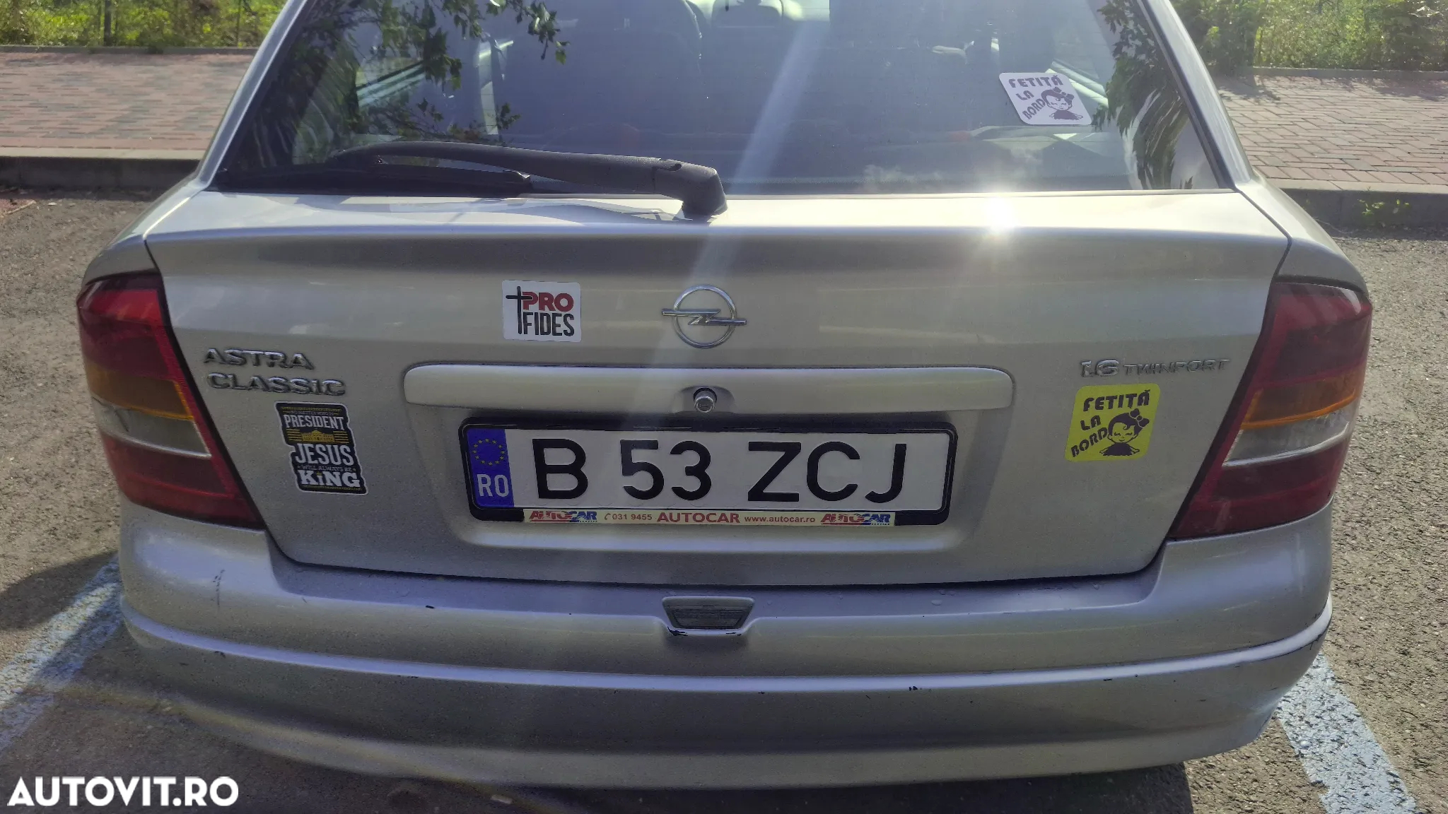Opel Astra - 10