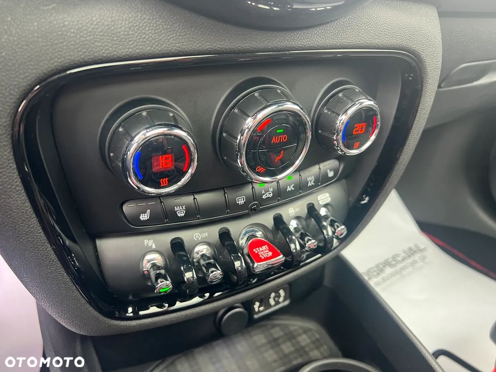 MINI Clubman Cooper SD All4 - 26