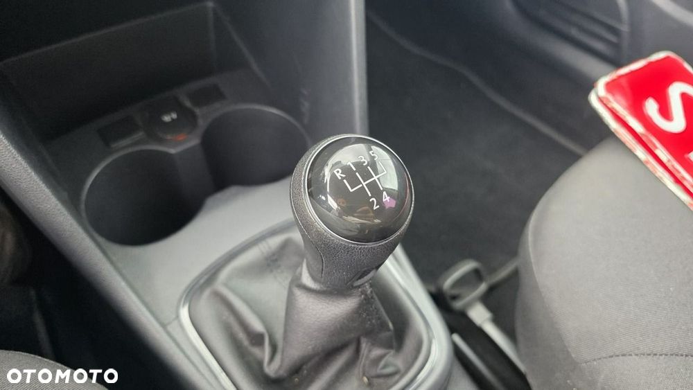 Volkswagen Polo - 18