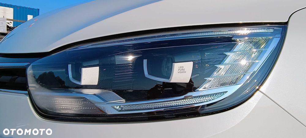 Renault Grand Scenic - 8