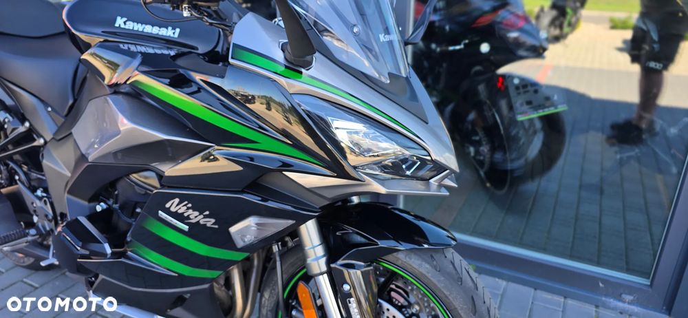 Kawasaki Ninja 1000 SX - 8