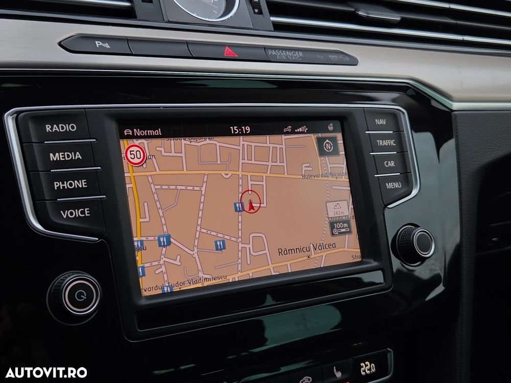 Volkswagen Passat Variant 2.0 TDI SCR 4Motion DSG (BMT) Highline - 31