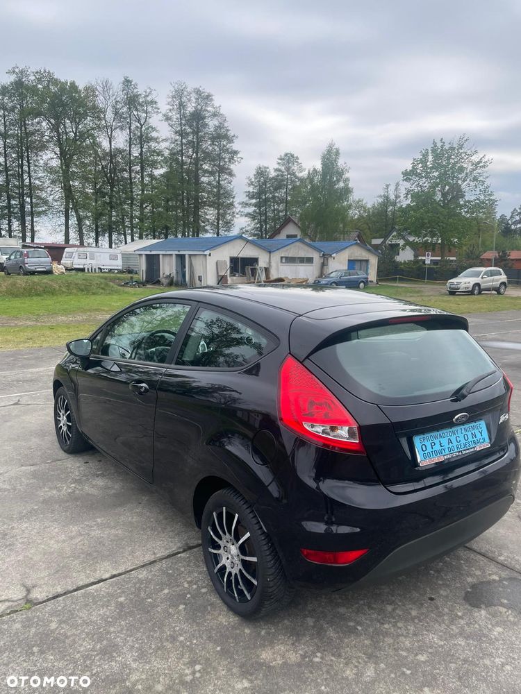 Ford Fiesta 1.25 Celebration - 6
