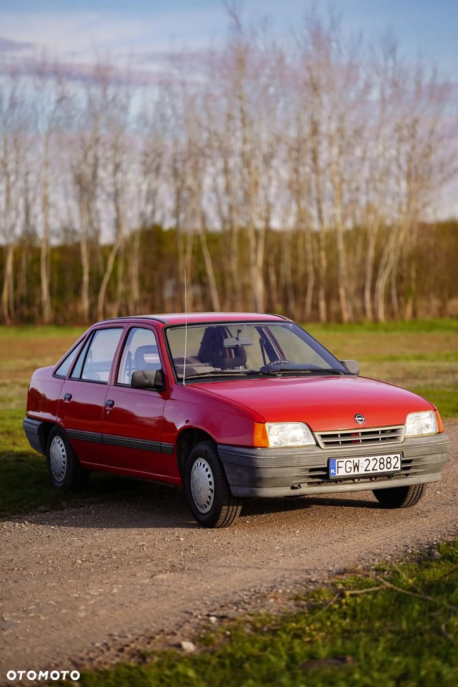 Opel Kadett 1.3 - 2