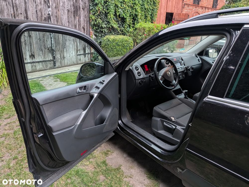 Volkswagen Tiguan - 4