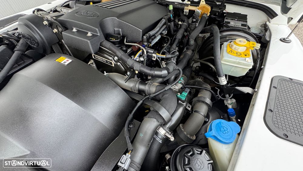 Land Rover Defender 110 DPF E - 46