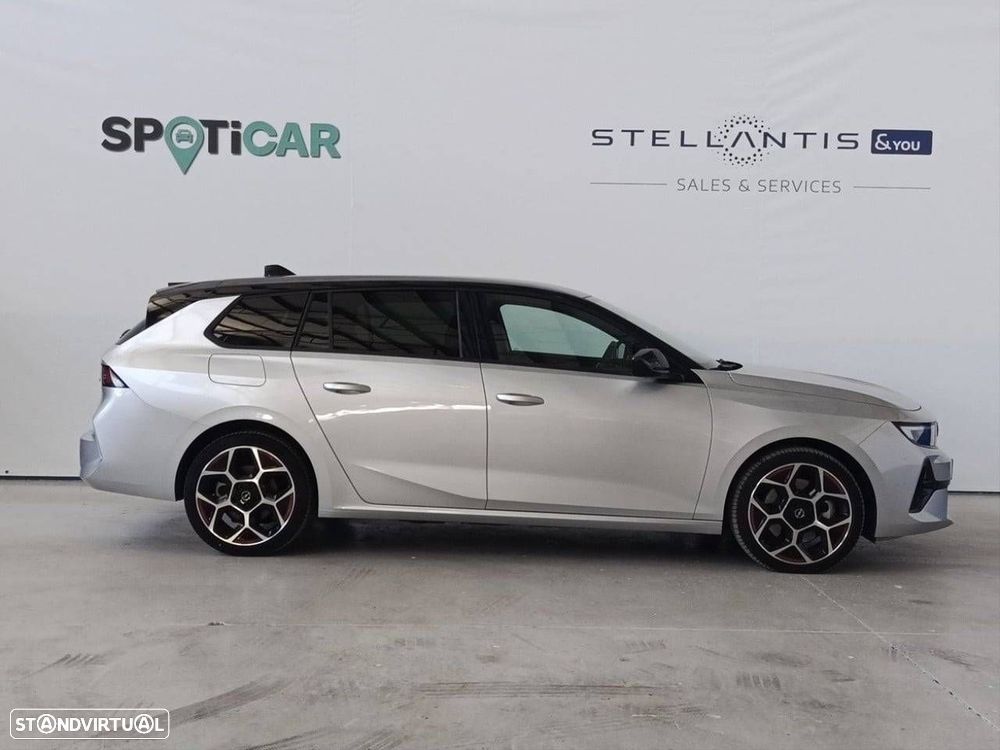 Opel Astra Sports Tourer - 4