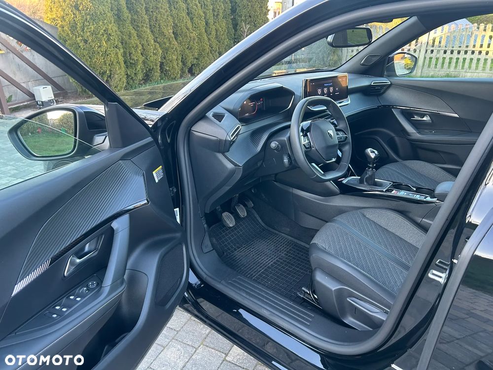 Peugeot 2008 1.2 PureTech Allure Pack S&S - 7