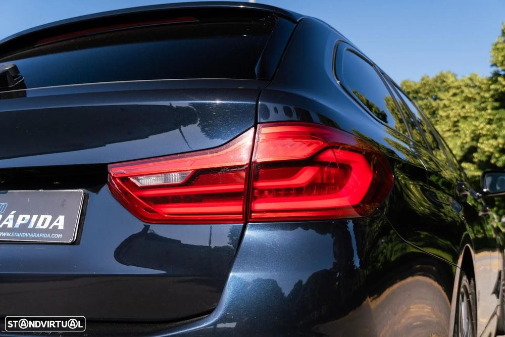 BMW 520 d Pack Desportivo M Auto - 42