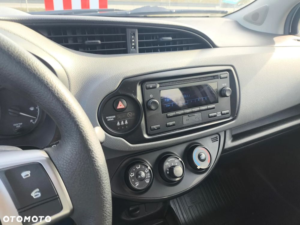 Toyota Yaris 1.5 Active - 14