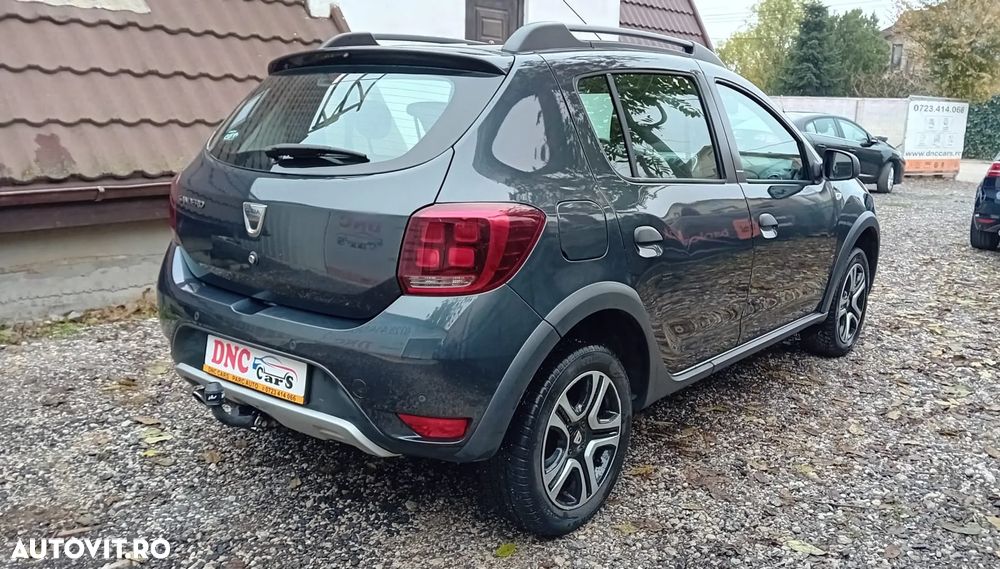 Dacia Sandero Stepway TCe 90 (S&S) Celebration - 5