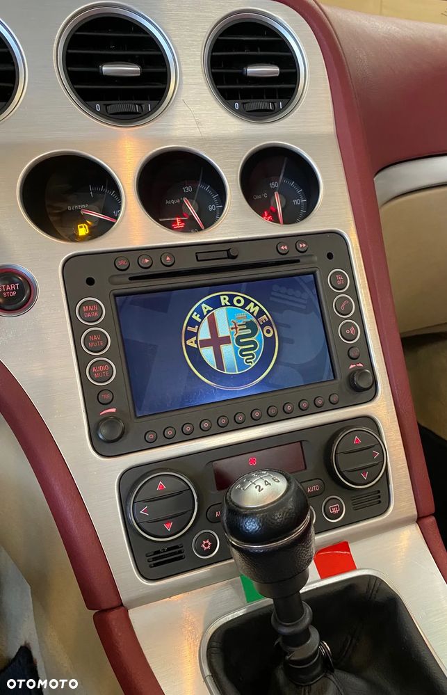 Alfa Romeo Spider 3.2JTS Q4 - 15