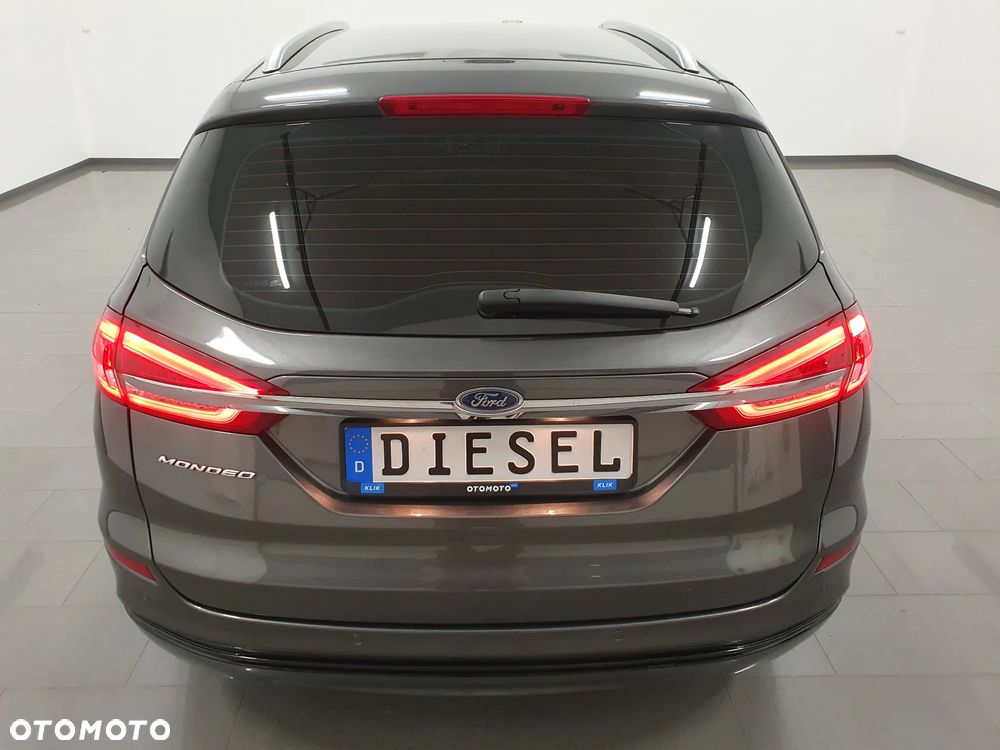 Ford Mondeo 2.0 TDCi Titanium PowerShift - 32