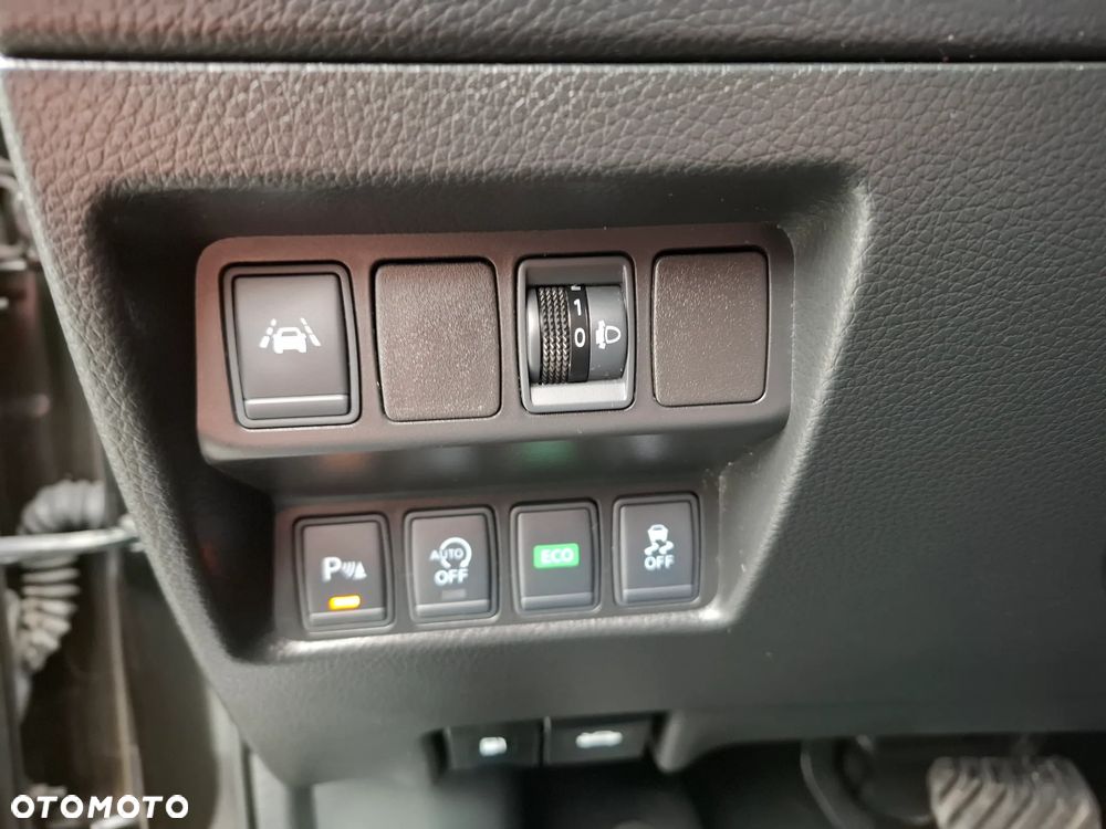 Nissan Qashqai 1.6 DCi Xtronic TEKNA - 13