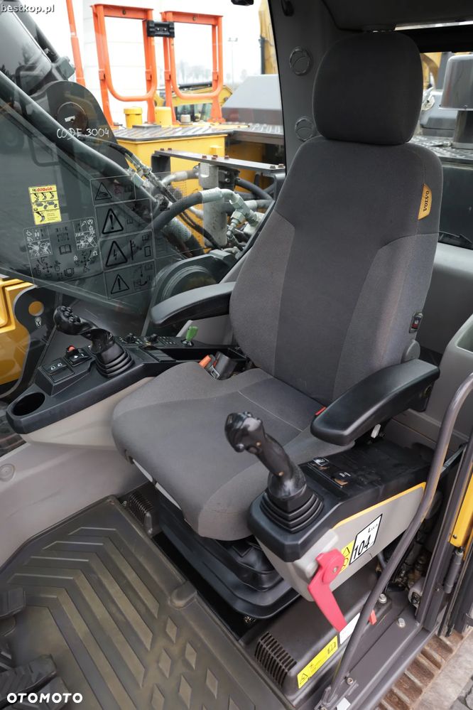 Volvo EC300E NL - 19