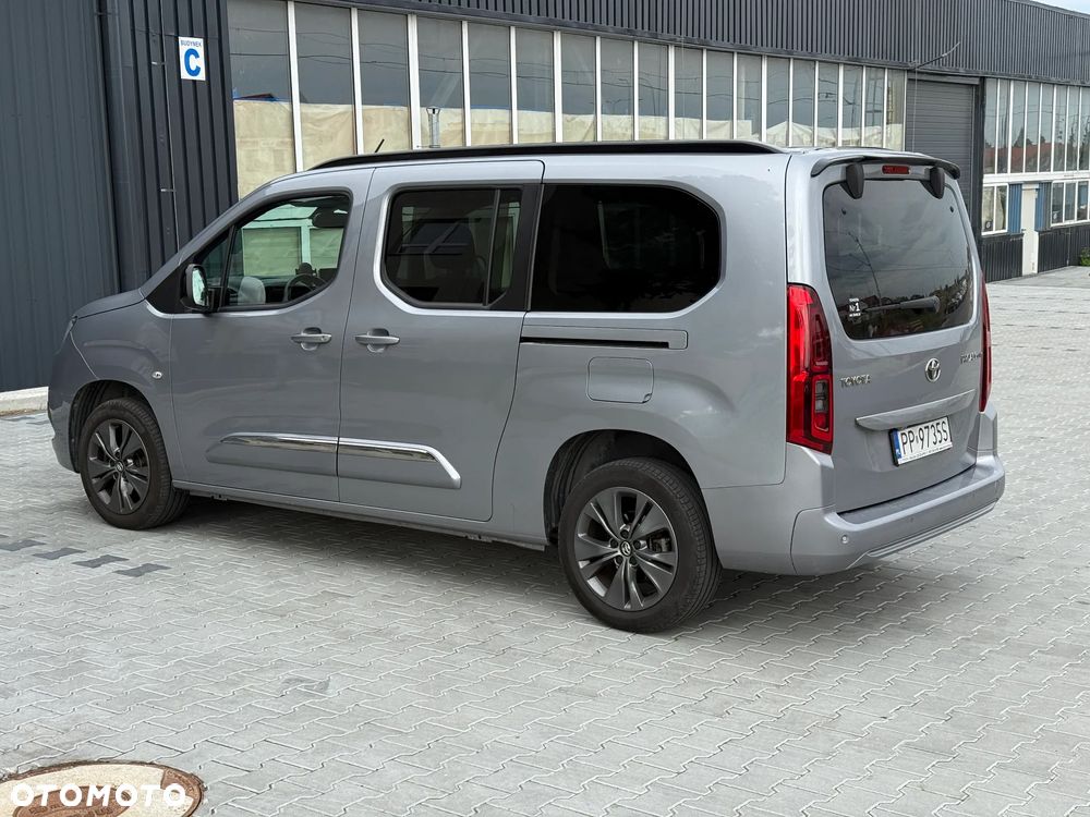 Toyota Proace City Verso Long 1.5 D-4D Family - 2