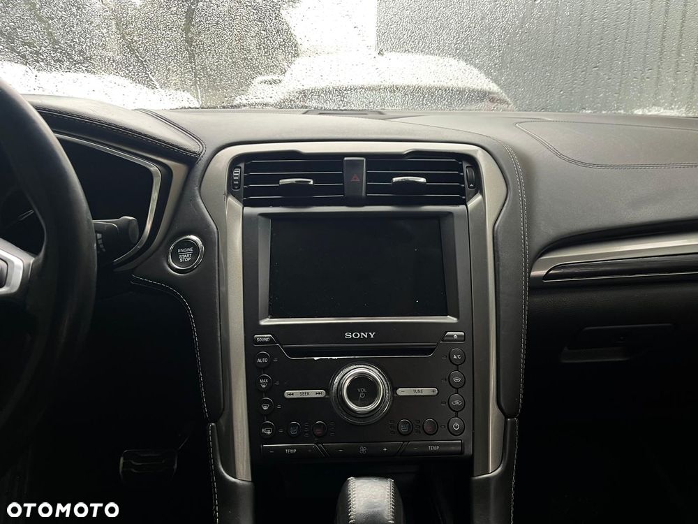 Ford Mondeo Vignale 2.0 Hybrid - 17