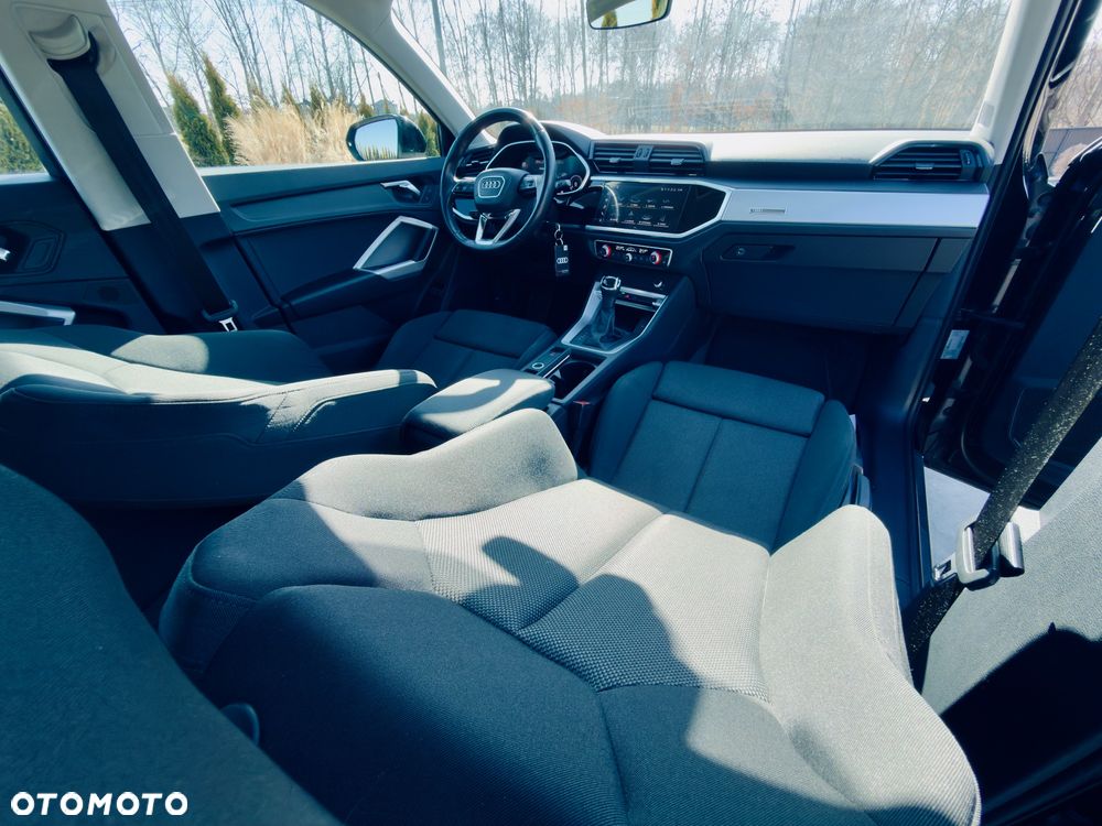 Audi Q3 45 TFSIe S tronic - 11